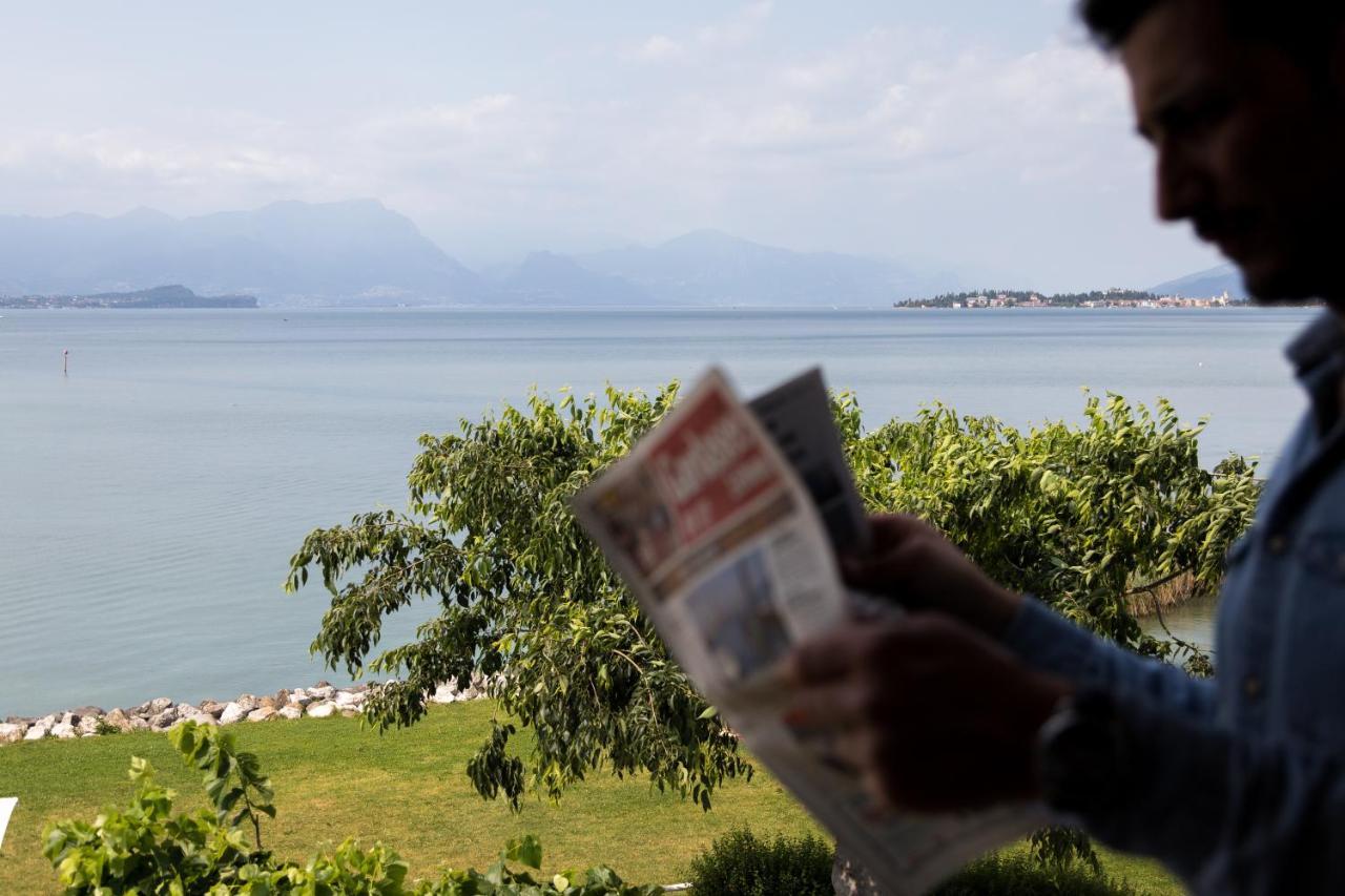 Hotel Aquila D'Oro Desenzano Desenzano del Garda Ngoại thất bức ảnh